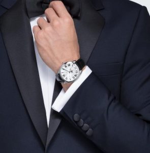 The 41 mm replica watches are designed for men.