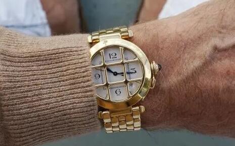 The Pasha de Cartier watches are always very bold and attractive.